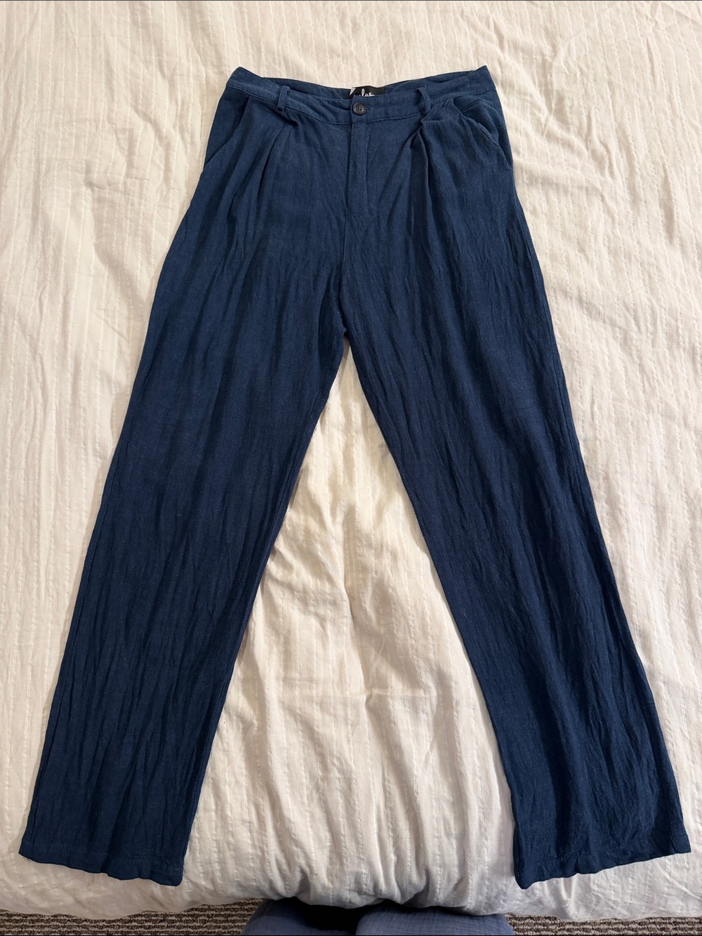 Lulu's Dark Navy Pleated Wide-Leg linen Trousers